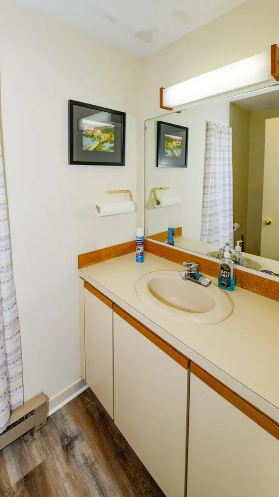 23 Clifford Road Naples ME 04055