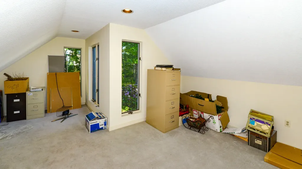 23 Clifford Road Naples ME 04055