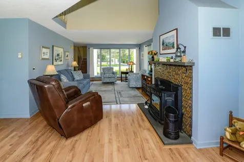23 Clifford Road Naples ME 04055