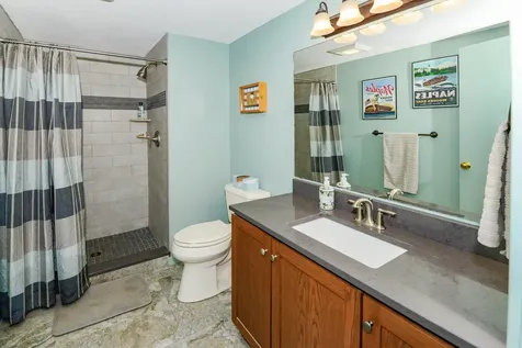 23 Clifford Road Naples ME 04055