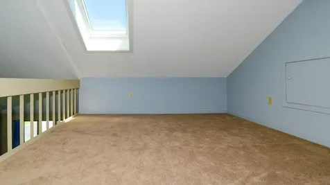 23 Clifford Road Naples ME 04055