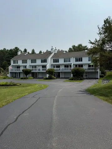 23 Clifford Road Naples ME 04055