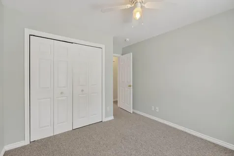 44 W Bates Street Auburn ME 04210