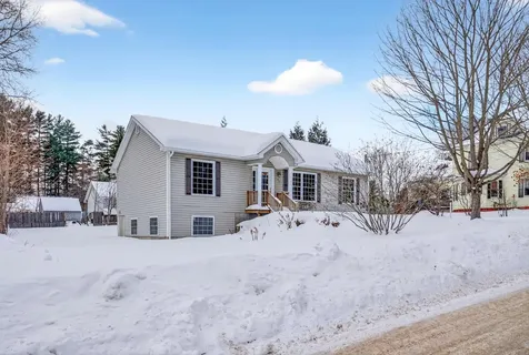 44 W Bates Street Auburn ME 04210