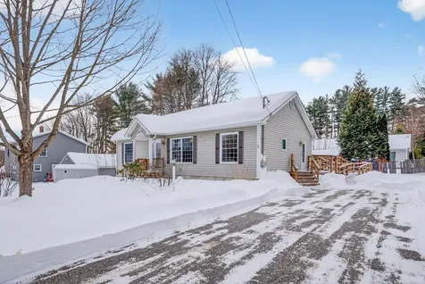 44 W Bates Street Auburn ME 04210