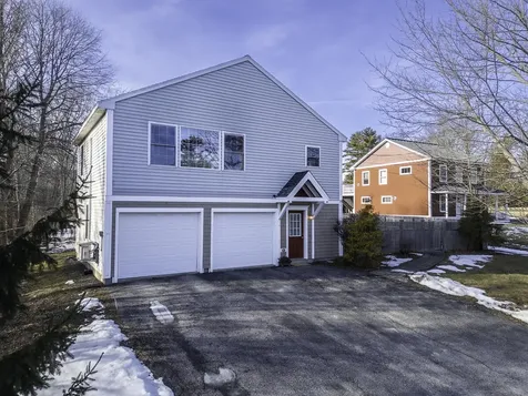 1050 Ocean Avenue Portland ME 04103