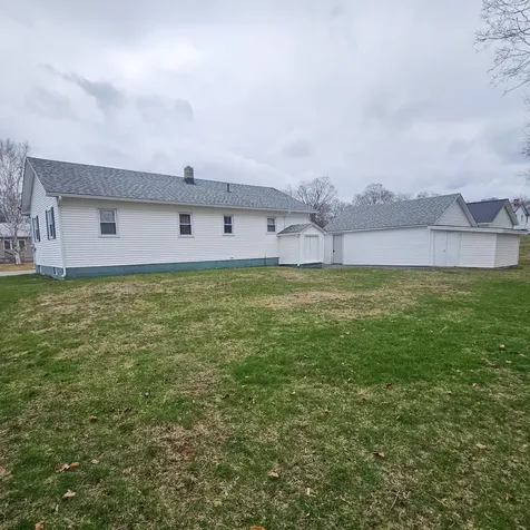 9 Grove Street East Millinocket ME 04430
