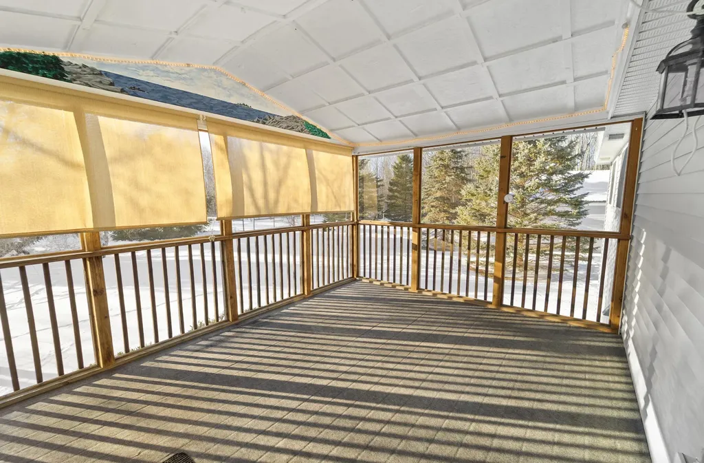 50 Emerald Drive Hampden ME 04444