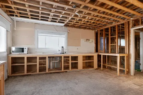 28 Hammond Street Caribou ME 04736