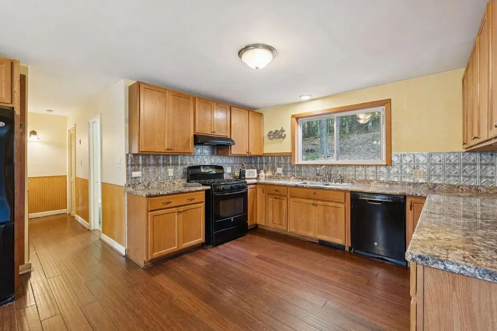 2539 Auburn Road Turner ME 04282