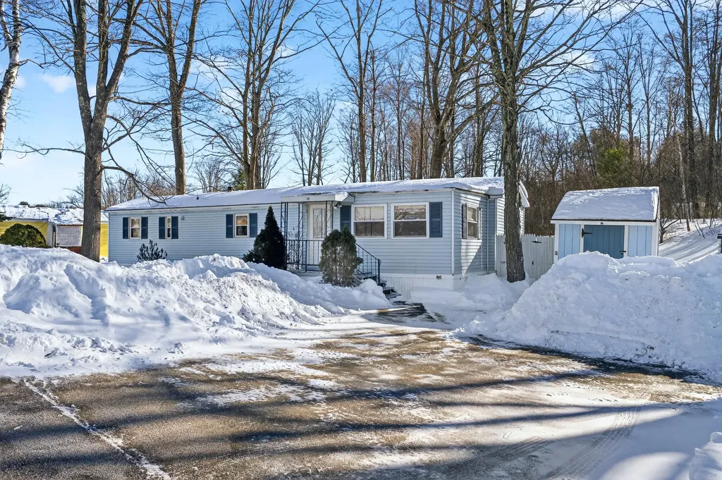 59 Sandalwood Circle Kittery ME 03904