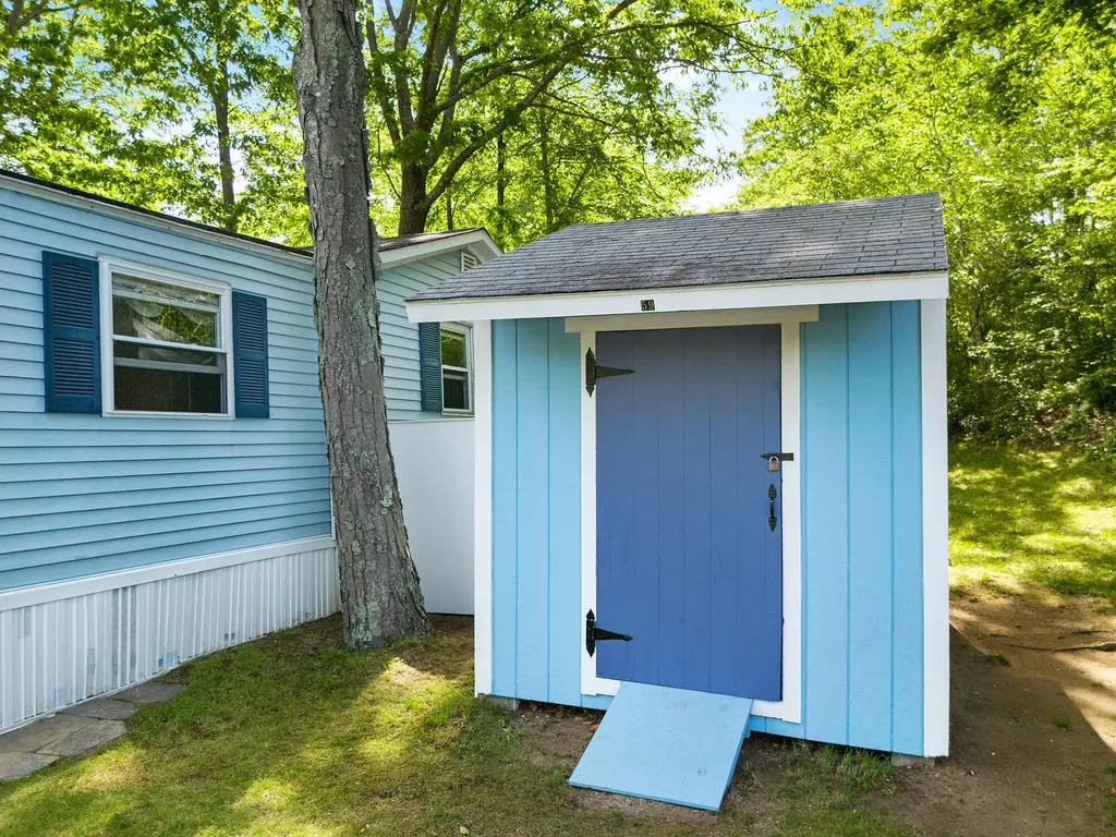 59 Sandalwood Circle Kittery ME 03904