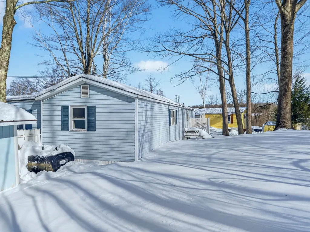 59 Sandalwood Circle Kittery ME 03904