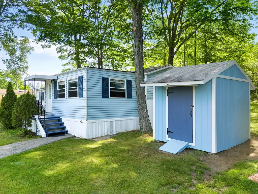 59 Sandalwood Circle Kittery ME 03904