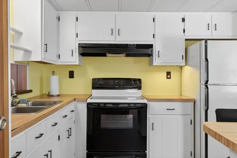 59 Sandalwood Circle Kittery ME 03904