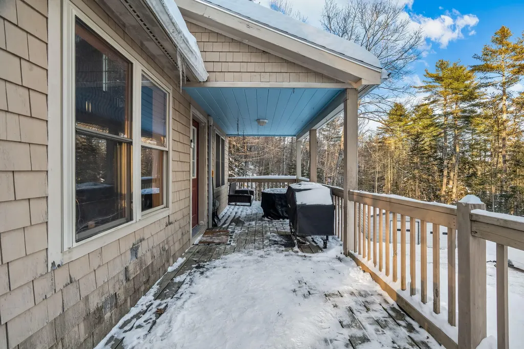 187 Fitch Road Washington ME 04574