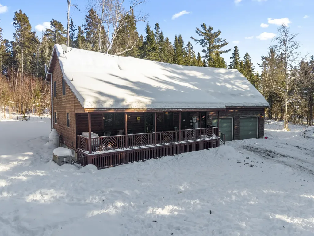 30 Spotted Fawn Lane Rangeley ME 04970