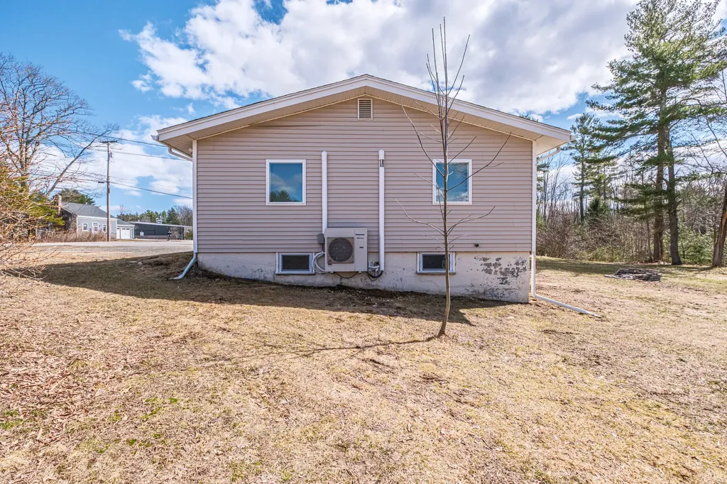 874 Sanford Road Wells ME 04090