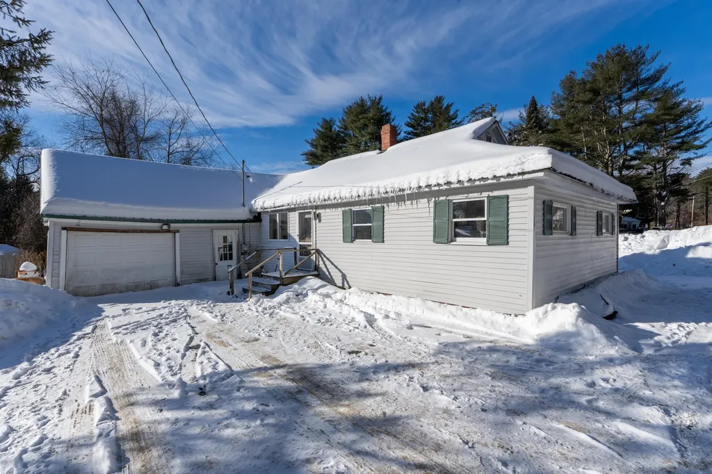 70 River Road Lebanon ME 04027