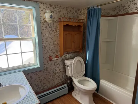 1524 Augusta Road Bowdoin ME 04287
