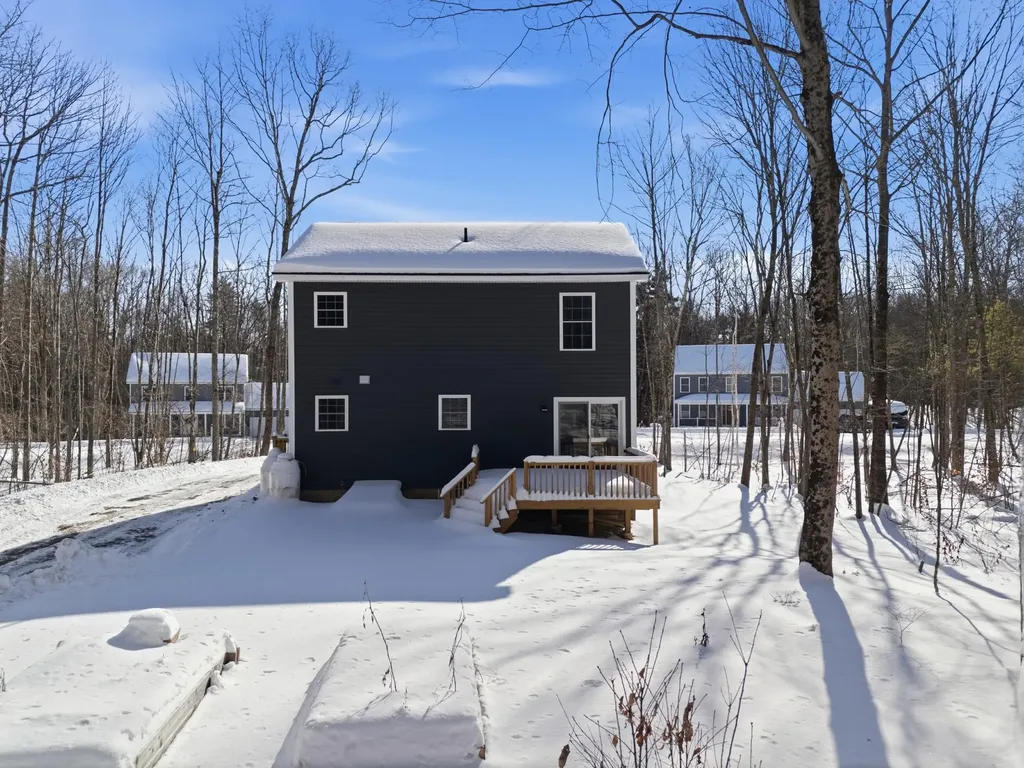 13 Haflinger Lane Berwick ME 03901