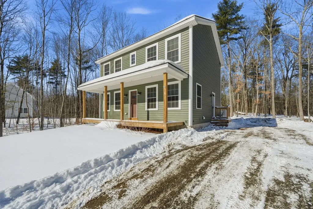 13 Haflinger Lane Berwick ME 03901