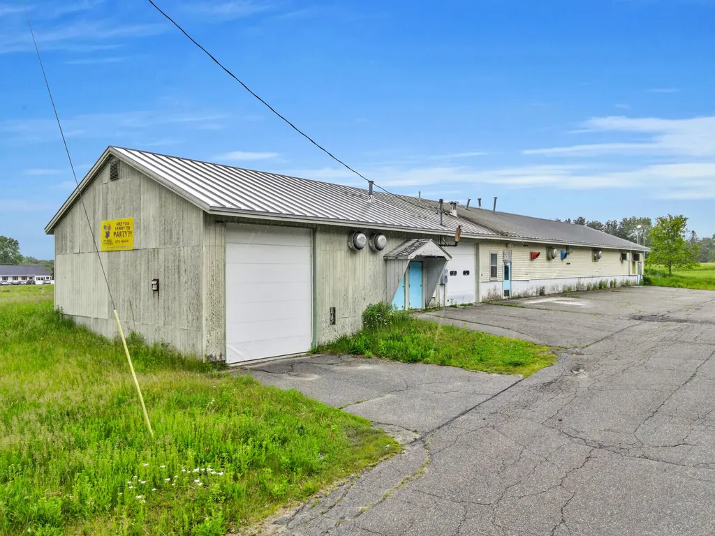 150 China Road Winslow ME 04901