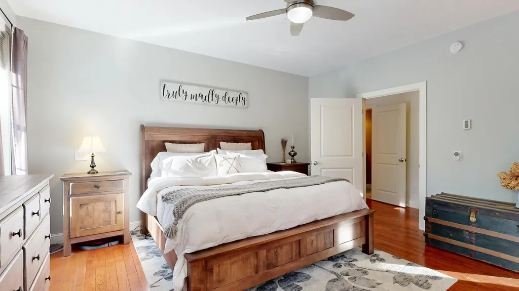 17 Bowdoin Drive Lewiston ME 04240