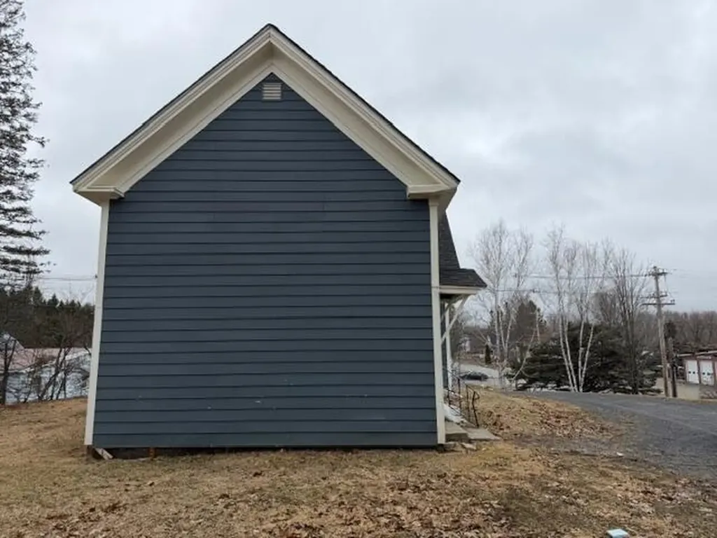 83 Center Road Easton ME 04740