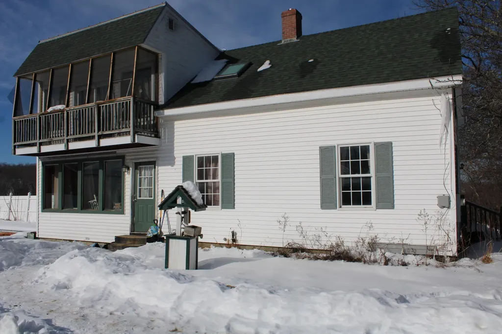 161 Back Road Skowhegan ME 04976