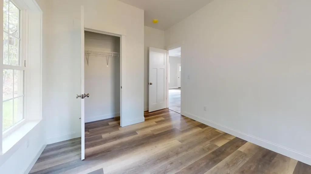 27 Jennifer Avenue Greene ME 04236