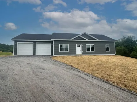 27 Jennifer Avenue Greene ME 04236
