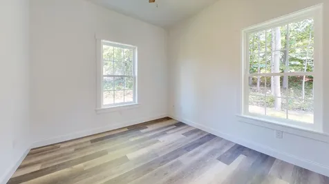 27 Jennifer Avenue Greene ME 04236