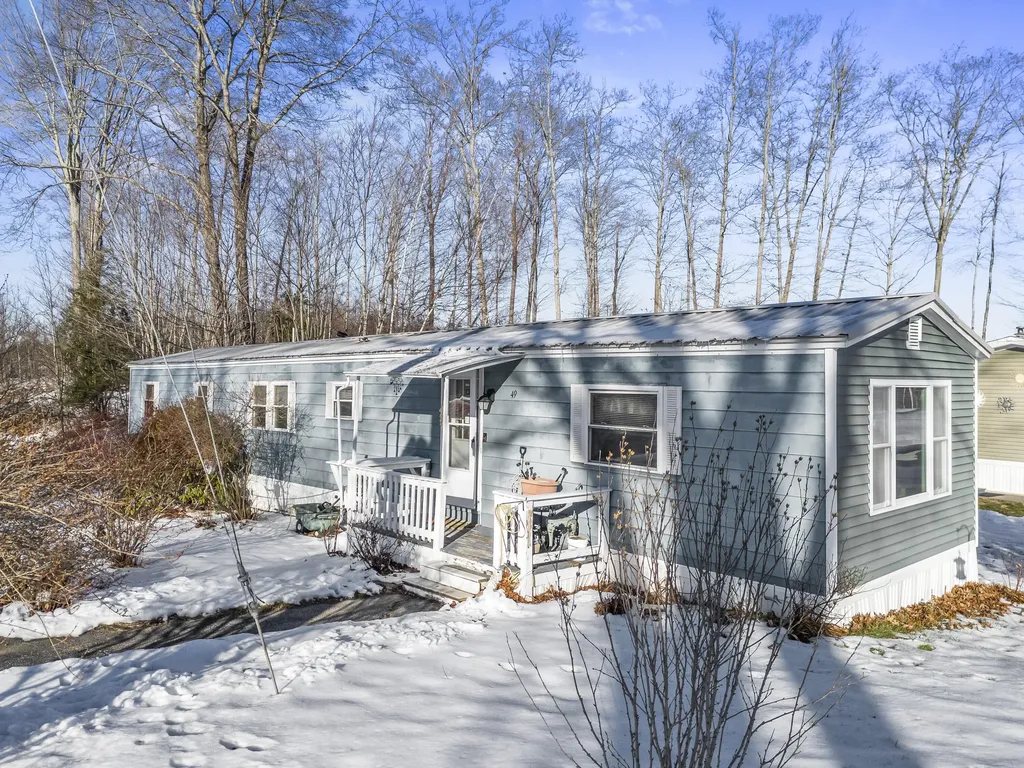 49 Sandalwood Circle Kittery ME 03904
