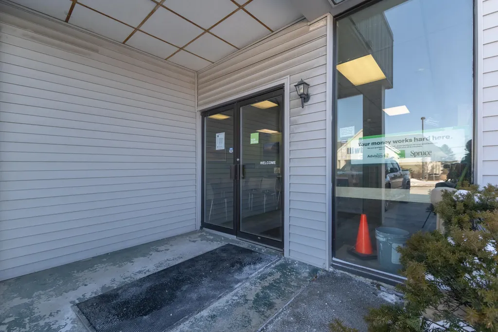 270 High Street Ellsworth ME 04605
