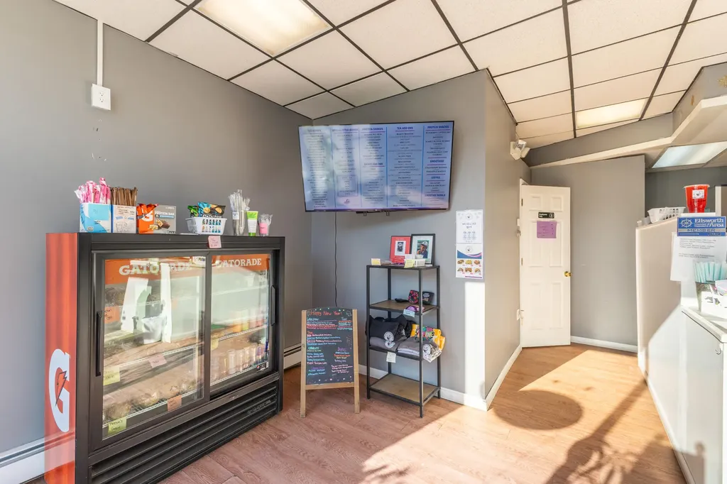 270 High Street Ellsworth ME 04605