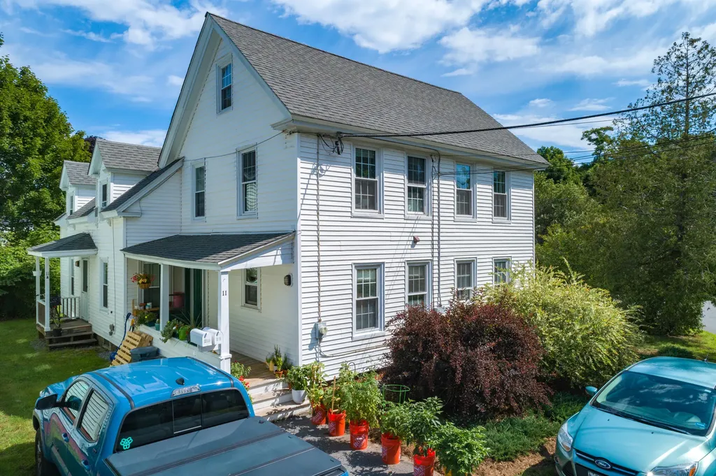 11-13 Maple Street Brunswick ME 04011