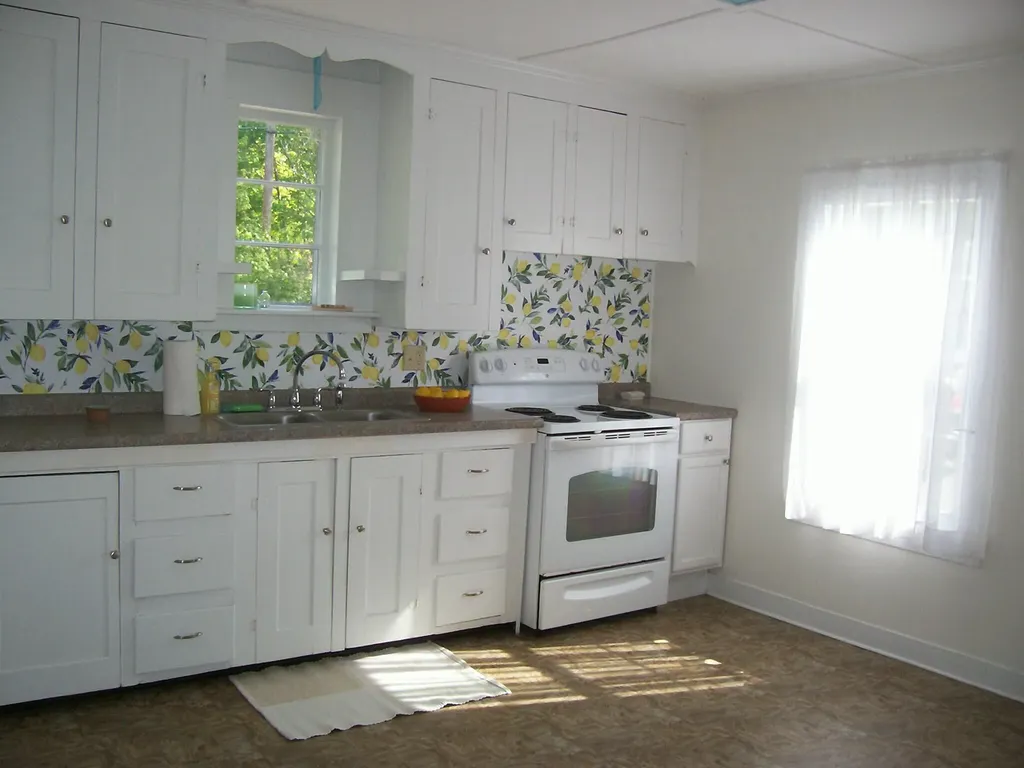 11-13 Maple Street Brunswick ME 04011