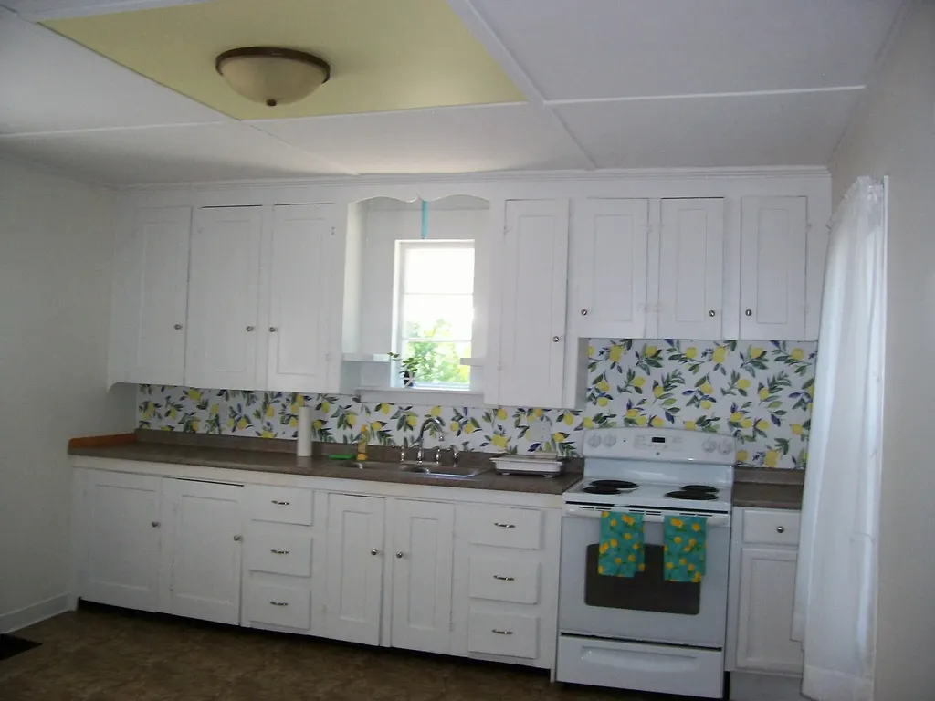 11-13 Maple Street Brunswick ME 04011