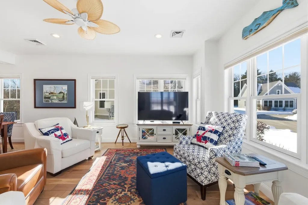 17 Adams Lane Arundel ME 04046