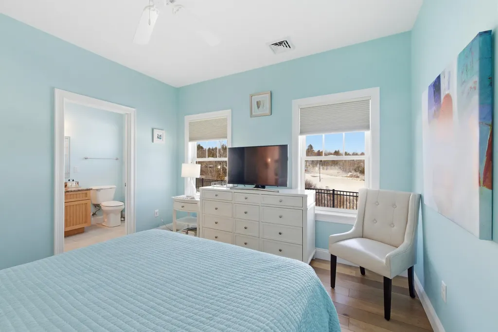 17 Adams Lane Arundel ME 04046