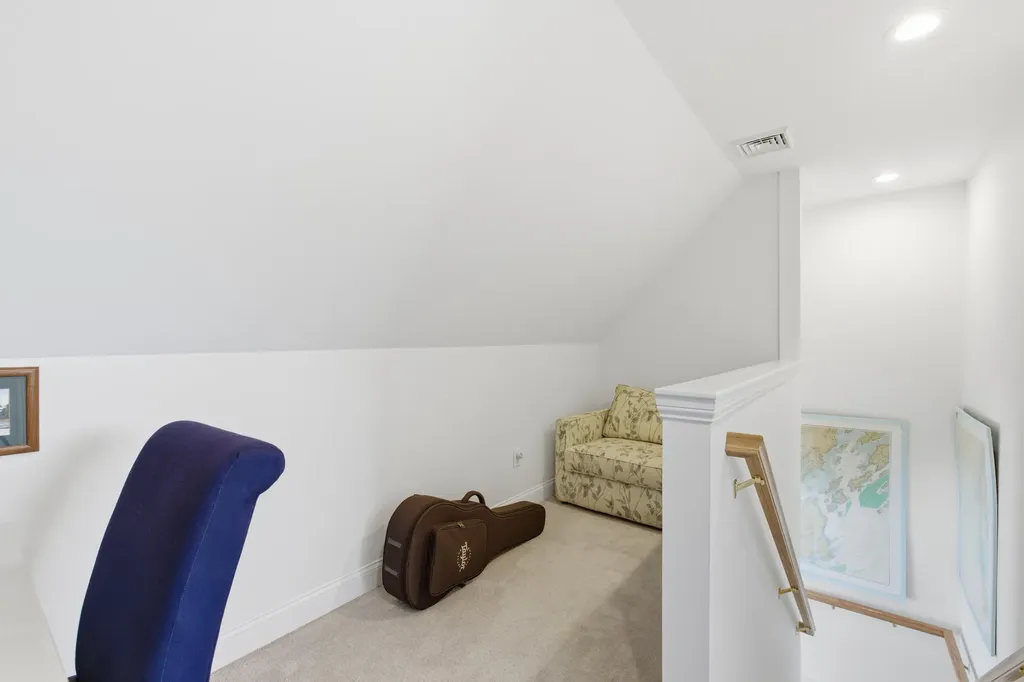 17 Adams Lane Arundel ME 04046
