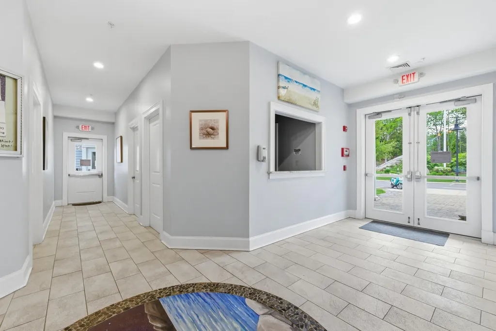 17 Adams Lane Arundel ME 04046