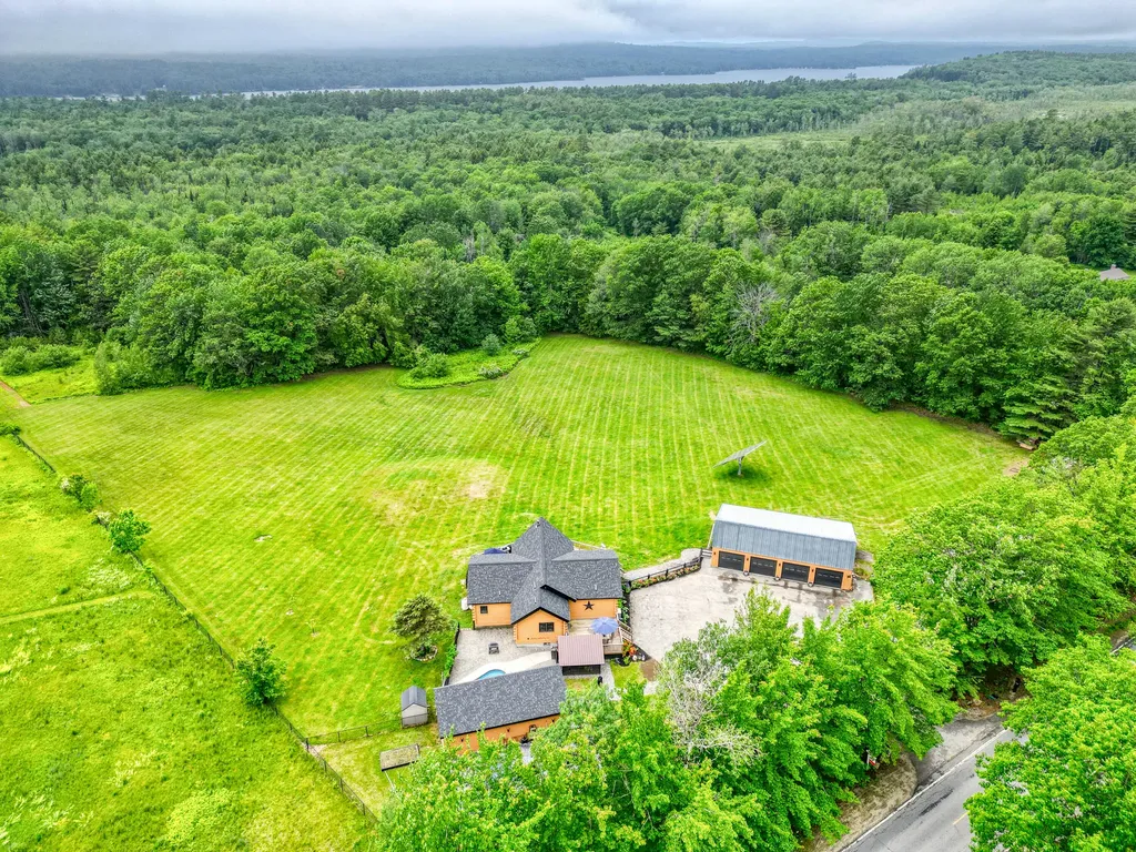 1277 Naples Road Harrison ME 04040