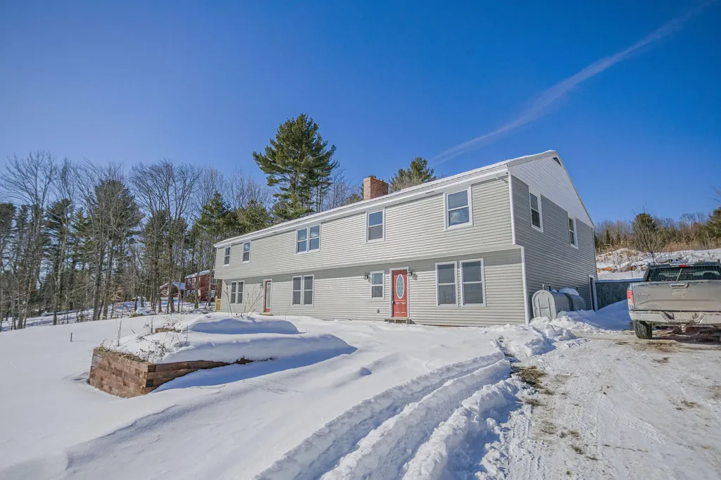 916 Orchard Drive Wilton ME 04294