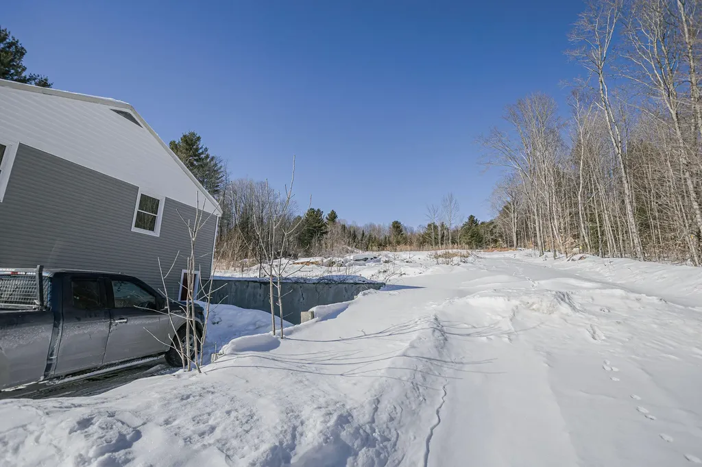 916 Orchard Drive Wilton ME 04294