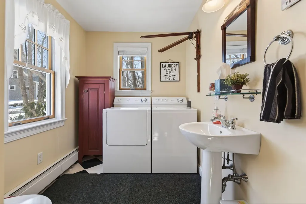 124 Granite Point Road Biddeford ME 04005