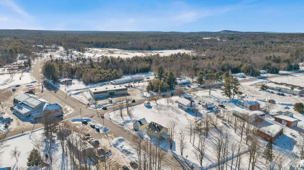 192 Ossipee Trail Limington ME 04049