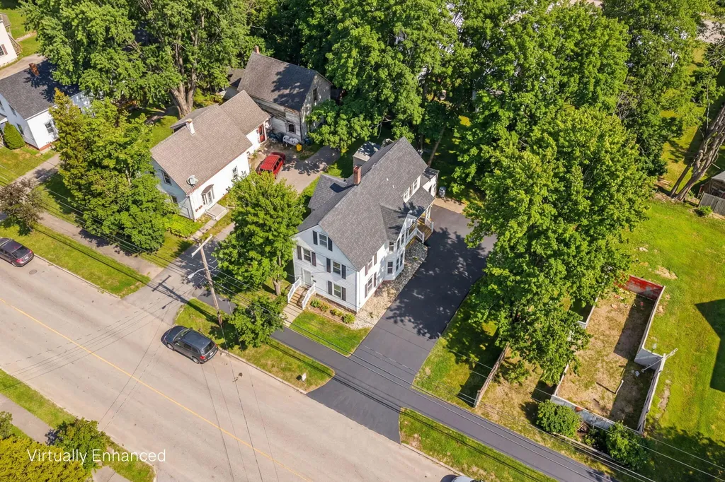 327 Essex Street Bangor ME 04401