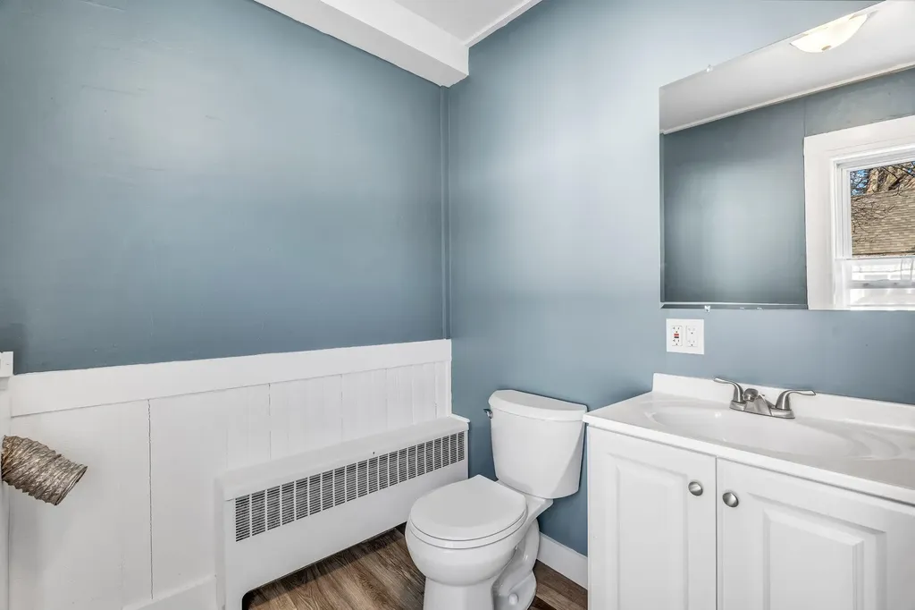 327 Essex Street Bangor ME 04401